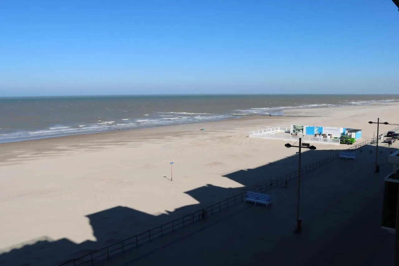 Tarragona Zeedijk Middelkerke Belgium